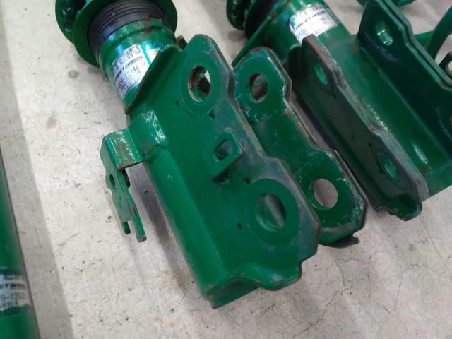 TEIN STREETBASIS ネジ式車高調 30系プリウス