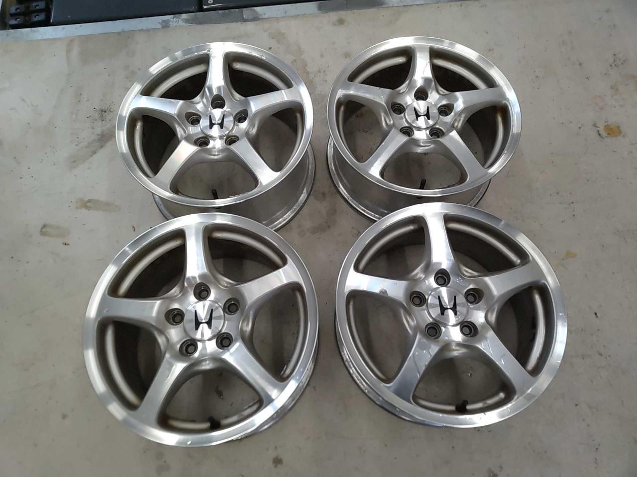Honda genuine
S2000 original wheel
