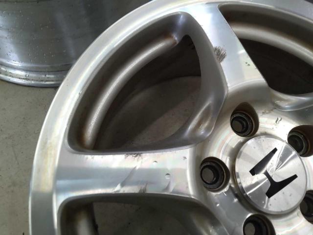 Honda genuine
S2000 original wheel
