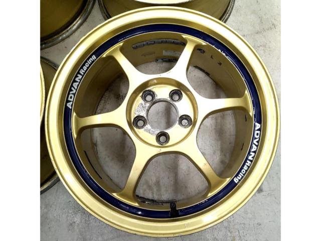 YOKOHAMA ADVAN Racing RG