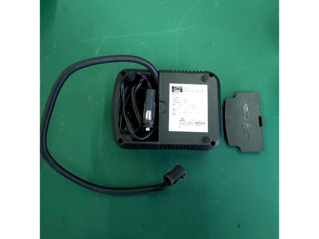 EMERSON
EM-242
Air Compressor
DC12V
