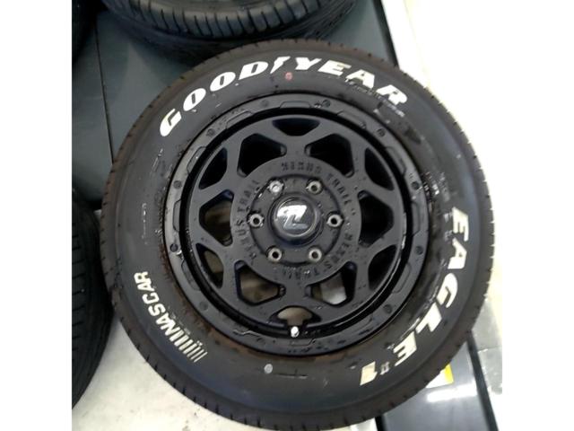 ☆200系ハイエース☆ GOODYEAR EAGLE#1 NASCAR +  FLEX NEXUS TRAIL FT-1