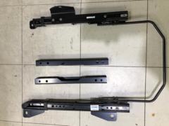 【RECARO】ベースフレーム【GRヤリス 運転席側】