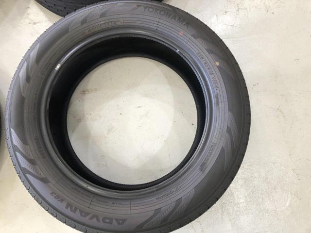 YOKOHAMAADVAN
V03
225 / 60R18
Four