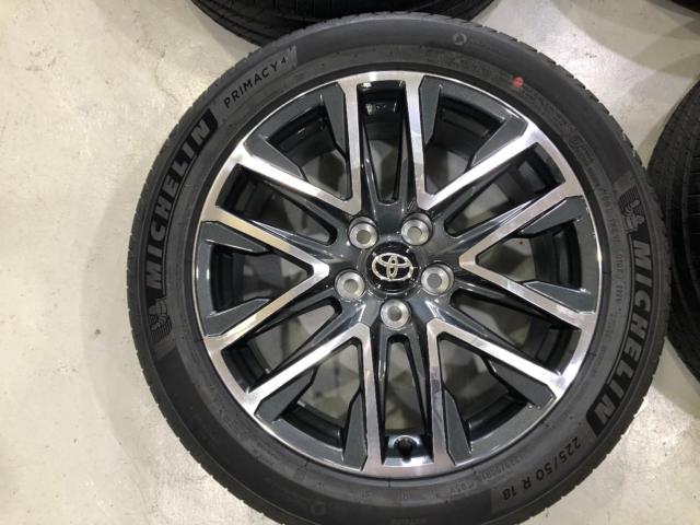 【トヨタ純正】カローラクロスZ後期純正+【MICHELIN】 PRIMACY 4