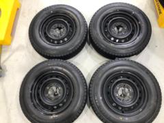 トヨタ純正(TOYOTA)  200系ハイエース  + KENDA(ケンダ) ICETEC VAN’Z WR01