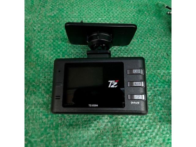 Toyota Genuine Cellstar
1 camera drive recorder
TZ-D204