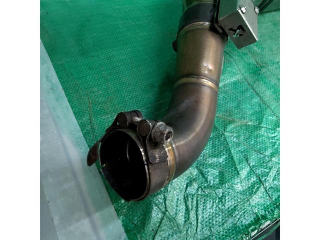 AKRAPOVIC slip-on muffler
VFR1200 (’12)