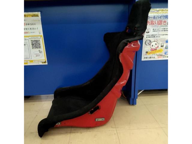 [Wakeari] EVA
IMSA
Full bucket seat