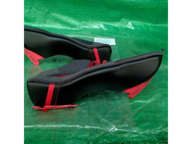 SHOEI Support
Z-8
Cheek pad
Size 35