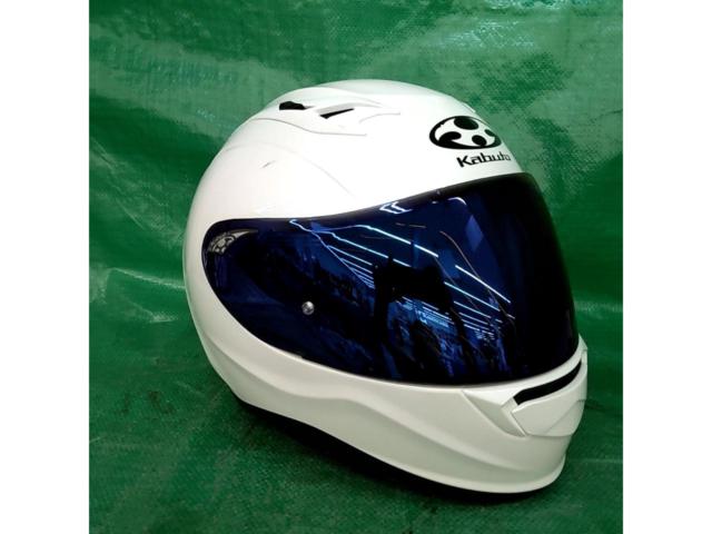 OGK KABUTO
KAMUI-Ⅲ
Pearl White
L size
With mirror shield
