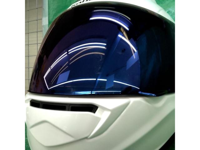 OGK KABUTO
KAMUI-Ⅲ
Pearl White
L size
With mirror shield