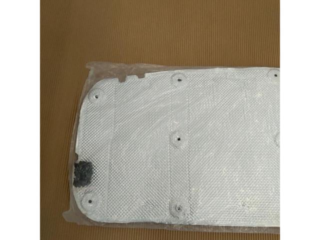 【SUNVIC】 スズキ ジムニー JB64W JB74W エンジンルーム断熱マット/ボンネットヒートシールド 取付スナップ付き