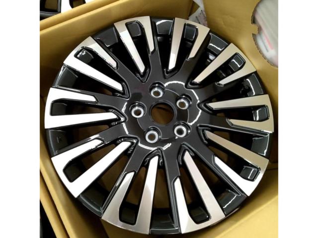 【スバル純正】 レヴォーグ レイバック S:HEV 18インチアルミホイール(ブラック塗装+切削光輝)