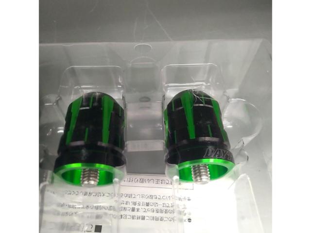 【DAYTONA】 PZバーエンドプラグ カワサキ(M8)用 PREMIUM ZONE(プレミアムゾーン) TECHNO ライムグリーン 42209
