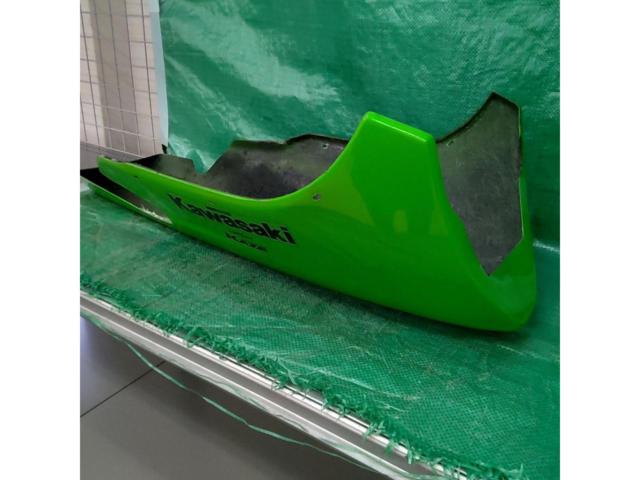 【その他】FRPアンダーカウル KAWASAKI GPZ750･GPZ900R