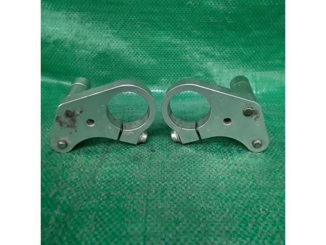 【その他】ハンドルクランプ バーハンキット 37mm