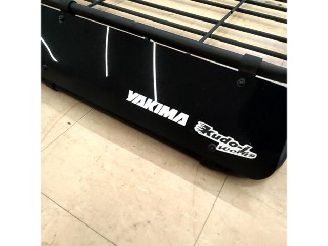 【YAKIMA】ルーフラック