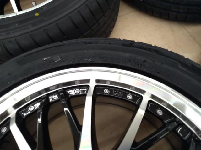 【HOT STUFF(ホットスタッフ)】PRECIOUS(プレシャス) HM-3 + APTANY RA305 205/55R17