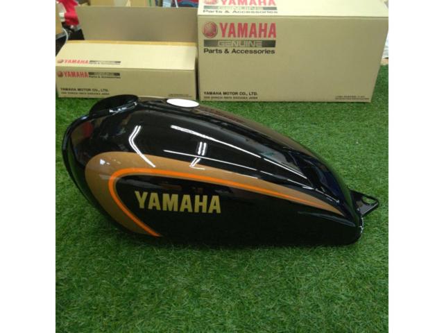 【廃版★激レア!!】YAMAHA(ヤマハ)/Y’S GEAR(ワイズギア) SR400/RH03J(’10～)用 初代モデル(初期型1978年)復刻カラー外装セット 未使用