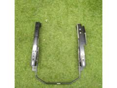 RECARO(レカロ) 底止めシートレール 86/ZN6, GR86/ZN8, BRZ/ZC6･ZD8 RH･右席・運転席用