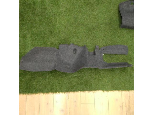 HONDA (Honda)
S2000 / AP1 Early period
Trunk lining and interior trim set
5 split
* Missing items unknown