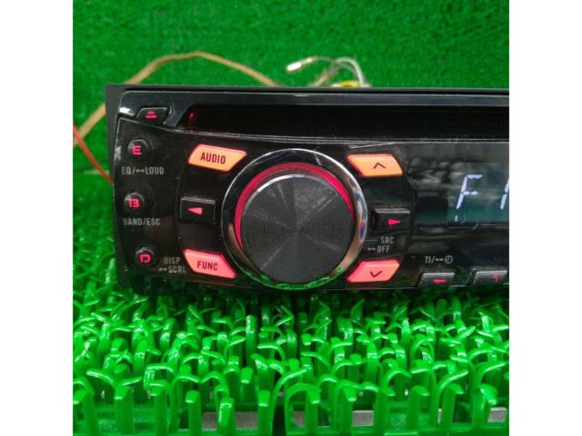carrozzeria
DEH-360
1DIN
CD / AUX / radio tuner