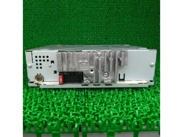 carrozzeria
DEH-360
1DIN
CD / AUX / radio tuner