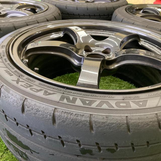 ☆試着無料!!☆RAYS GRAM LIGHTS 57CR SPEC-M + YOKOHAMA ADVAN APEX V601 235/40R18 2025年製造 4本セット