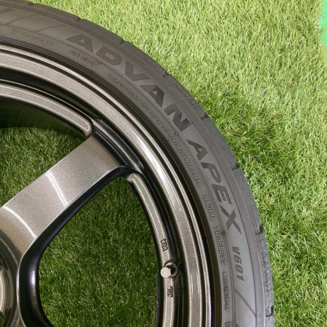 ☆試着無料!!☆RAYS GRAM LIGHTS 57CR SPEC-M + YOKOHAMA ADVAN APEX V601 235/40R18 2025年製造 4本セット