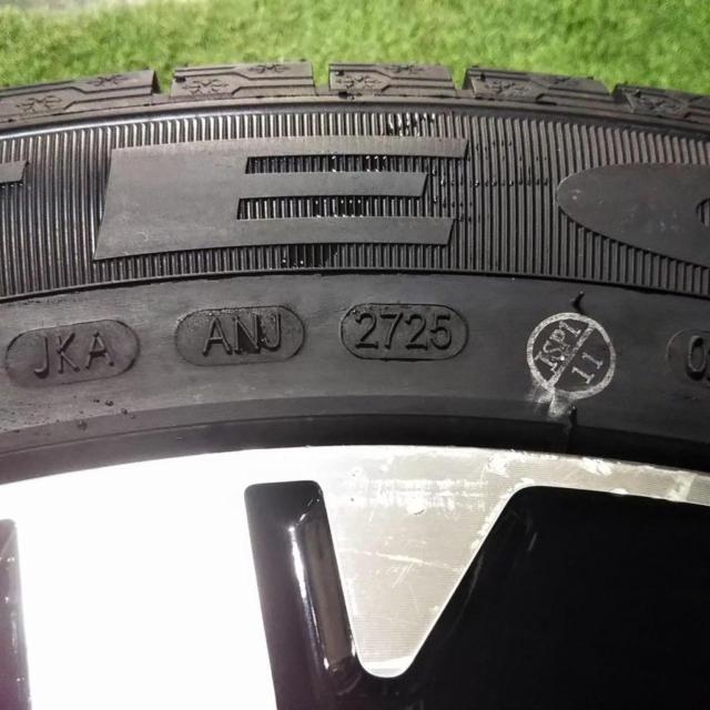 三菱純正 CV型デリカD:5中期型 純正アルミホイール + KENDA KR36 225/55R18 2025年製造