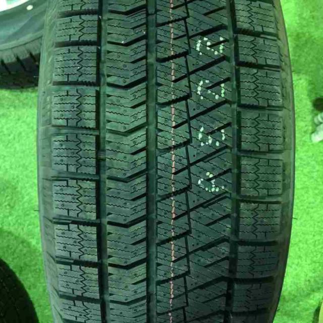 トヨタ純正 130系マークX中期型250Gグレード 純正アルミホイール  + BRIDGESTONE BLIZZAK VRX2 215/60R16 2023年製造