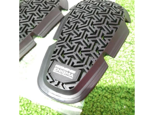 KOMINE (Komine)
Enigma CE2 Knee Protector
[SK-841]