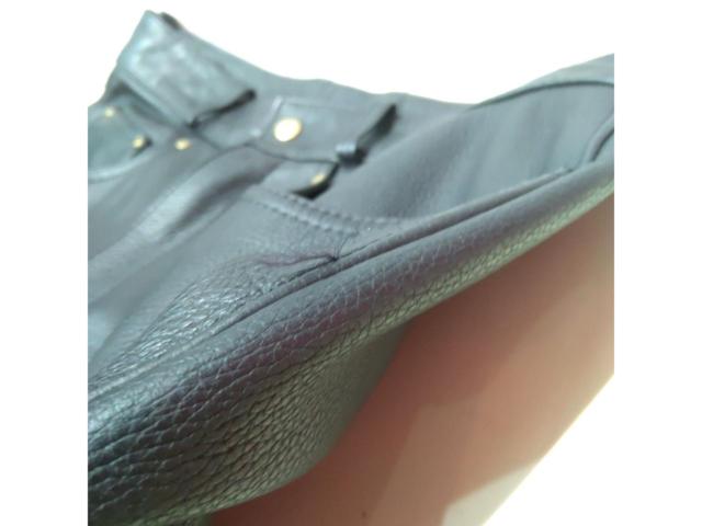【サイズ:M】OLD NAVY ブーツアウトタイプ 膝カップ付きレザーパンツ