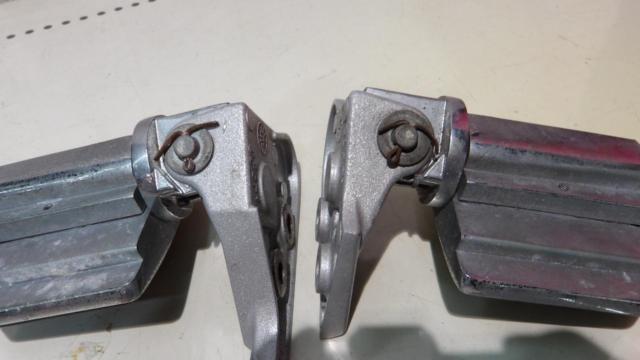 【GL1800(SC47)外し品】 メーカー不明フロアボード HONDA純正ブラケット付き