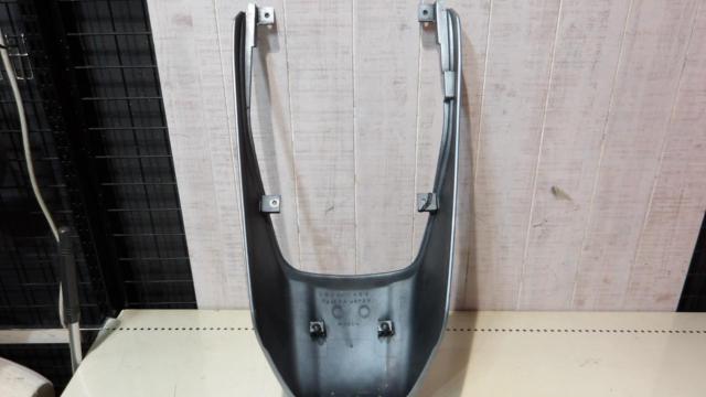 【ZRX400(ZR400E)】KAWASAKI純正テールカウル