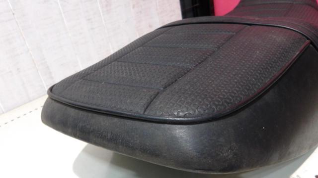 【ZRX400(ZR400E)】KAWASAKI純正シート