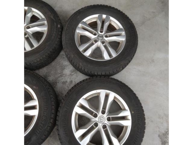 【日産純正】 T32型エクストレイル純正ホイール+【BRIDGESTONE】BLIZZAK DM-V3