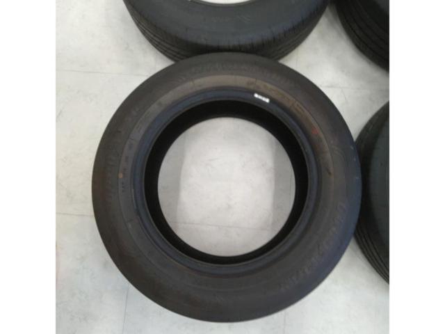 Tires only: GOODYEAR EFFICIENT
GRIP
PERFORMANCE
215 / 60R16