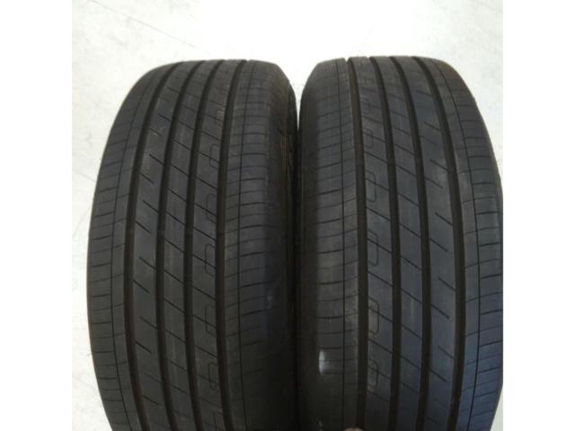 Tires only: GOODYEAR EFFICIENT
GRIP
PERFORMANCE
215 / 60R16