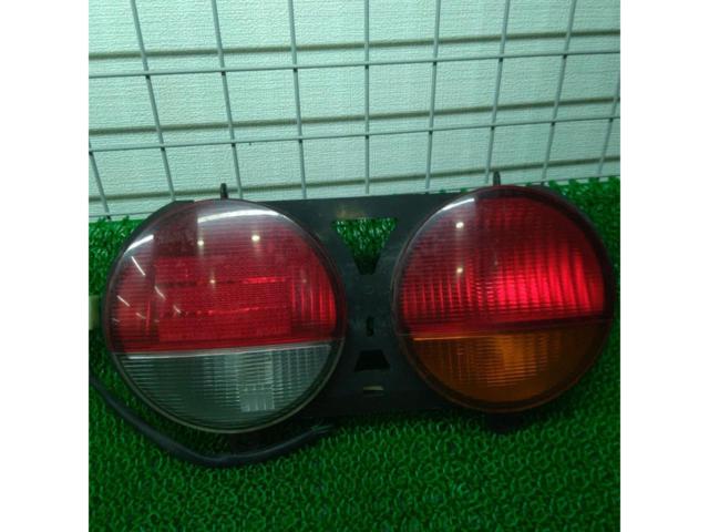 【三菱純正】タウンボックス 純正テールレンズ
