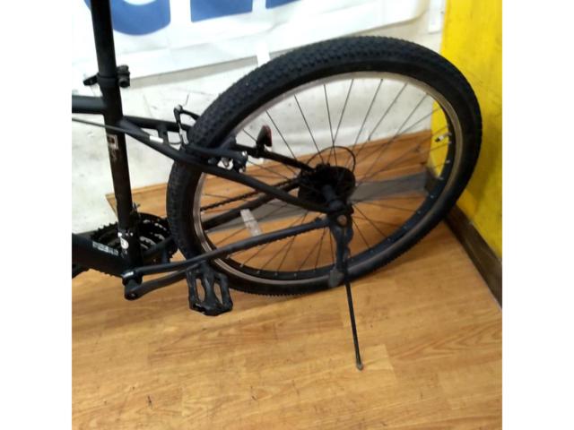 ※前後ホイール振れ大、チェーンリングカバー破損 イオンバイク SPLENDIDE 27.5×2.1インチ 3×6S スチールMTB ブラック