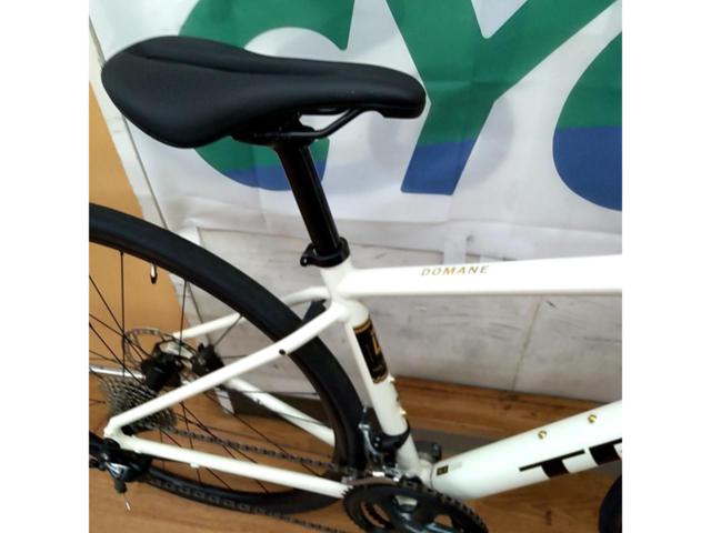 TREK DOMANE AL4 Gen4 2026年モデル 700×32c 2×10s アルミロードバイク ホワイト 44サイズ 参考サイズ150-156cm
