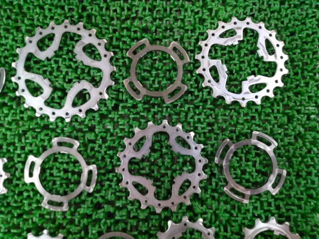 ※ロックリング無し(仕様) 13-26T/10s Campagnolo REDORD?? スプロケット