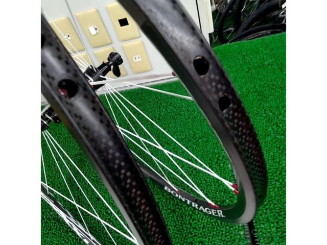 Bontrager RACE XXX LITE 23mmハイトカーボンチューブラーホイール 前後セット