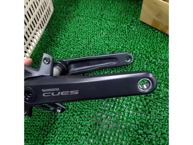 175mm SHIMANO CUES FC-U6100-1 クランクセット