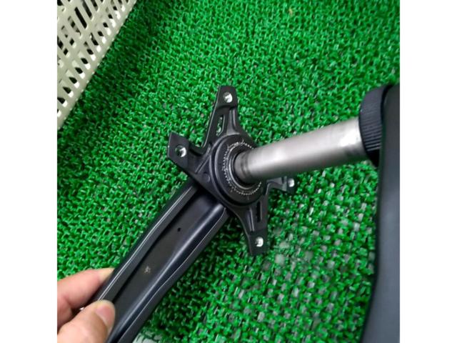175mm SHIMANO CUES FC-U6100-1 クランクセット