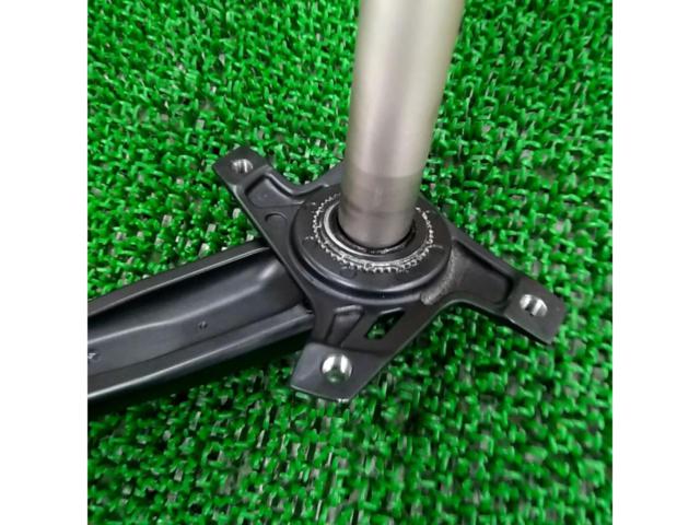 175mm SHIMANO CUES FC-U6100-1 クランクセット