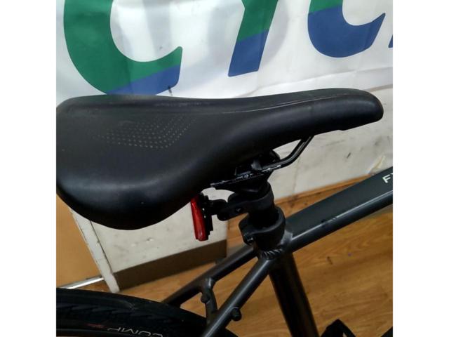 TREK FX3 DISC 2023年モデル 700×32c 1×10s アルミクロスバイク グレー Mサイズ 適正身長:165-175 cm