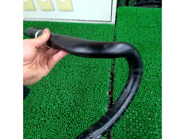 SPECIALIZED Roubaix 2011純正ドロップハンドル 420mm/Φ31.8